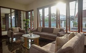 Urbanview Sumampir Anugrah Purwokerto by RedDoorz